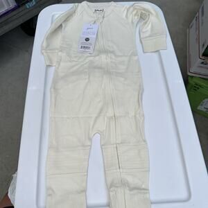 Goumi Kids Baby Footie Size 18-24 Months 25-28 Lbs Beige Zippy Jumpsuit Bamboo